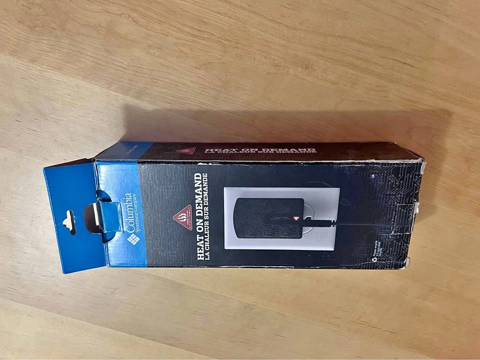 Columbia Omni-Heat Thermal Electric Battery & Charger Pack