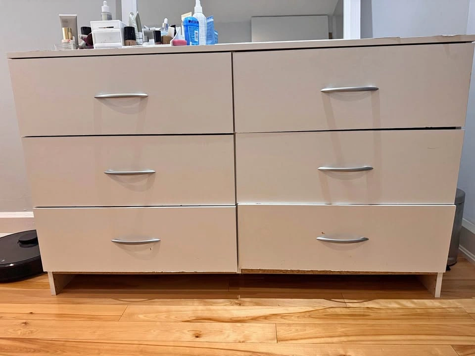 White 6-Drawer Dresser
