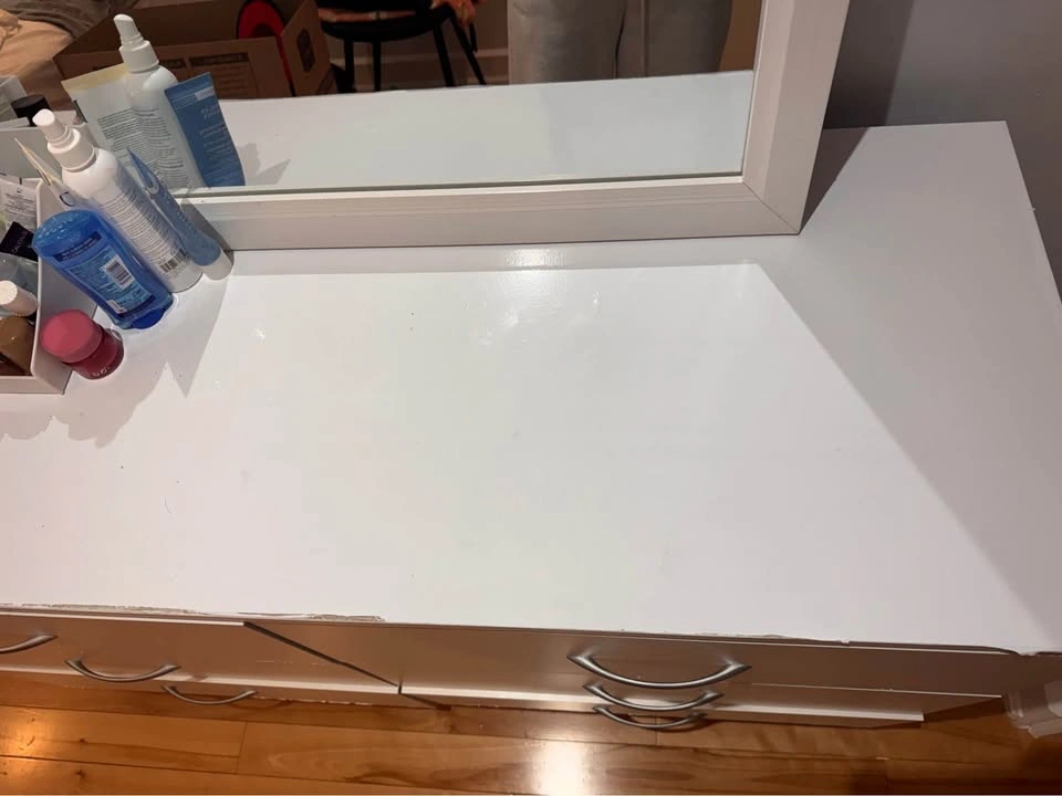 White 6-Drawer Dresser - photo 2