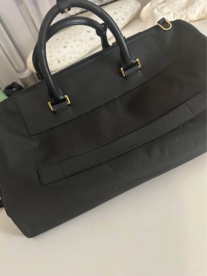 Black and gold leather TUMI weekender duffel bag - photo 2