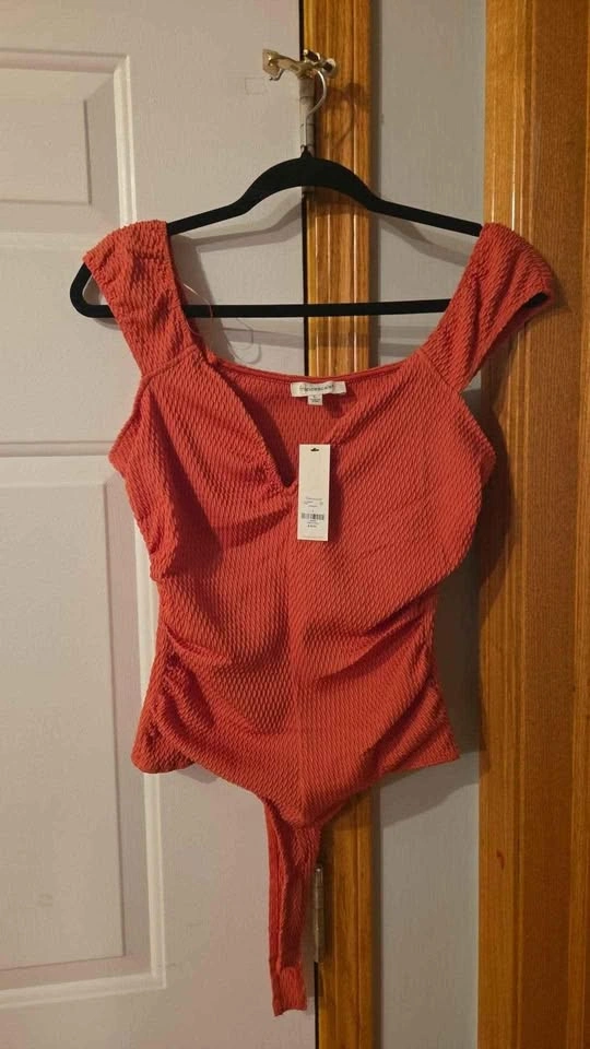 New Womens Tops - photo 2