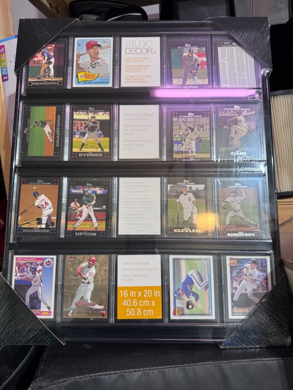 Card frame. (Sports, Pokemon)