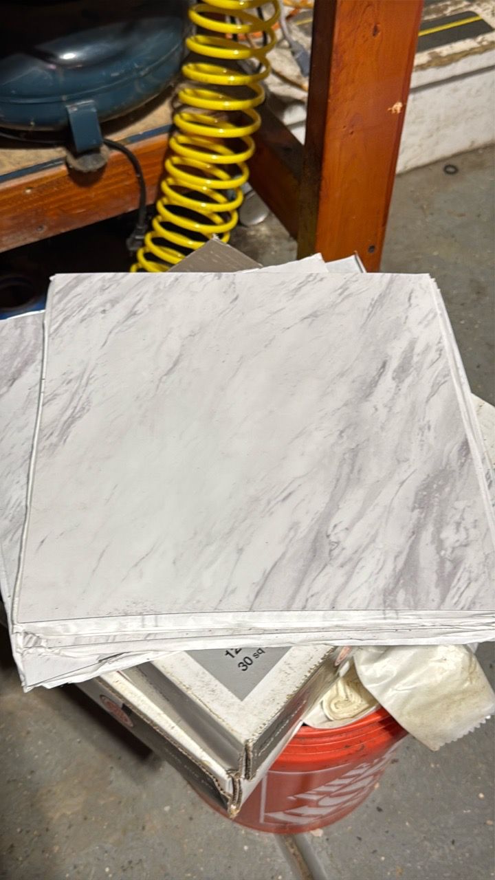 Peel and stick tile 12x12 - photo 2