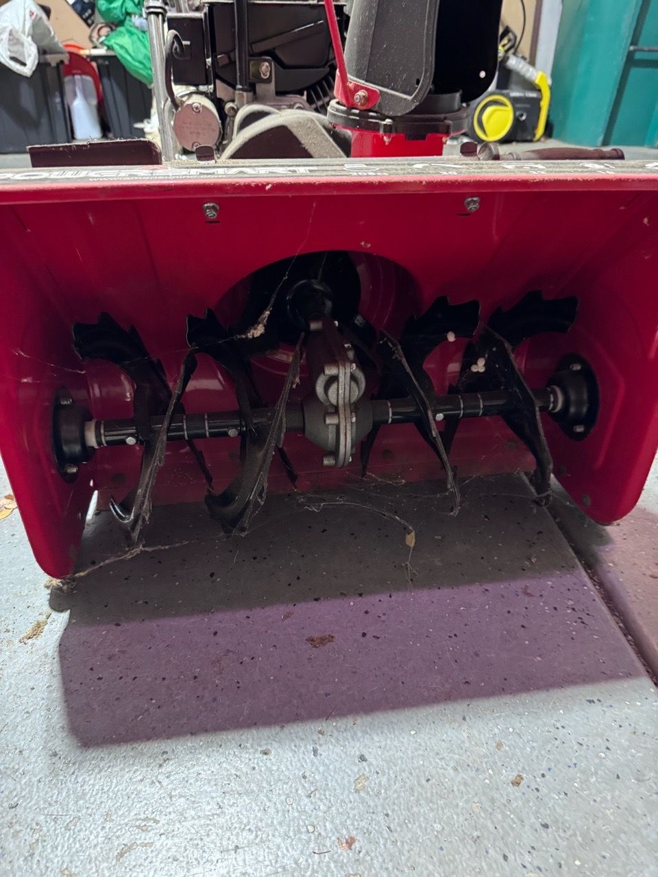Power smart 22” two stage snow thrower - photo 4
