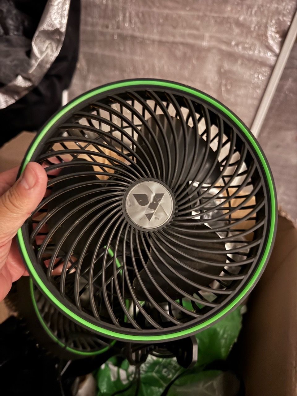 Vivosun 6” clip on tent fans - photo 3