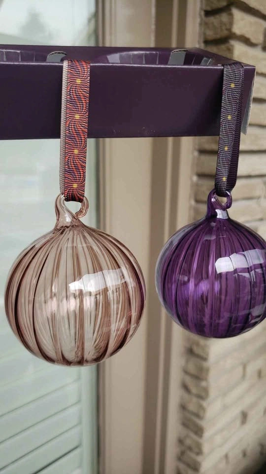 Set of 2 mouth blown hand made decorative glass baubles - photo 4
