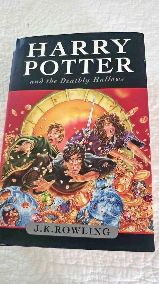 Harry Potter and the Deathly Hallows Hardcover