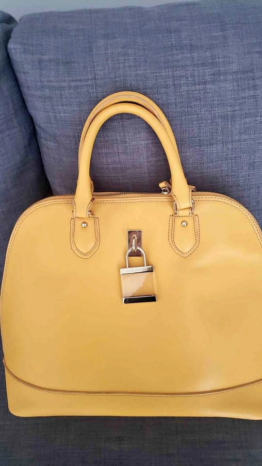 Handbag/purse Faux Leather beautiful yellow