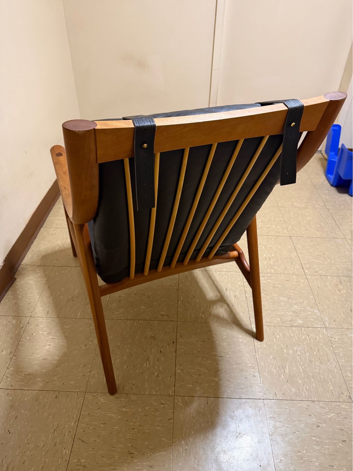 Thos. Moser Ellipse Lounge Chair - photo 3