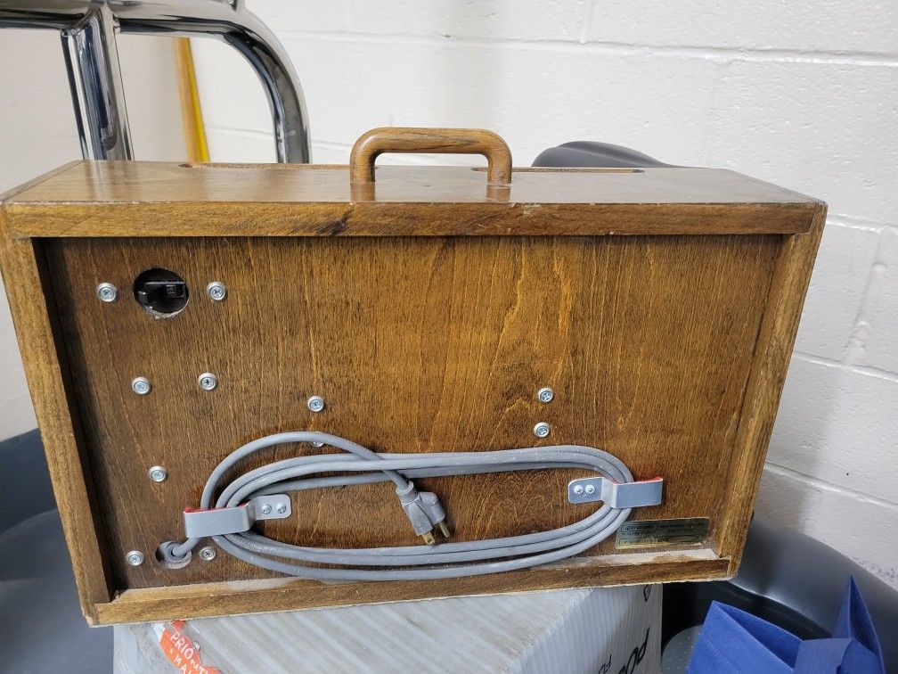 Vintage Portable Box Lamp - photo 3