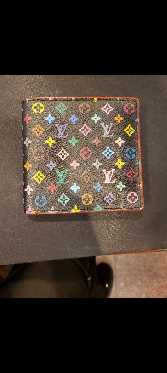 Louis Vuitton Bifold Wallet - photo 4