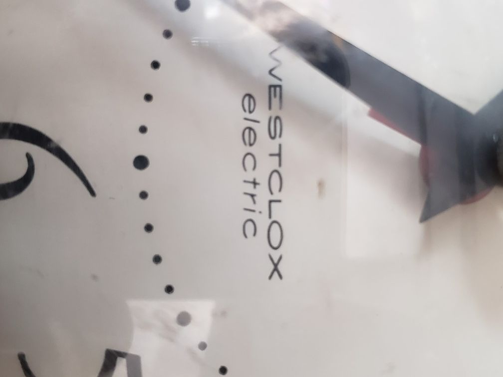 Westclox Electric Clock model 25027 - photo 2