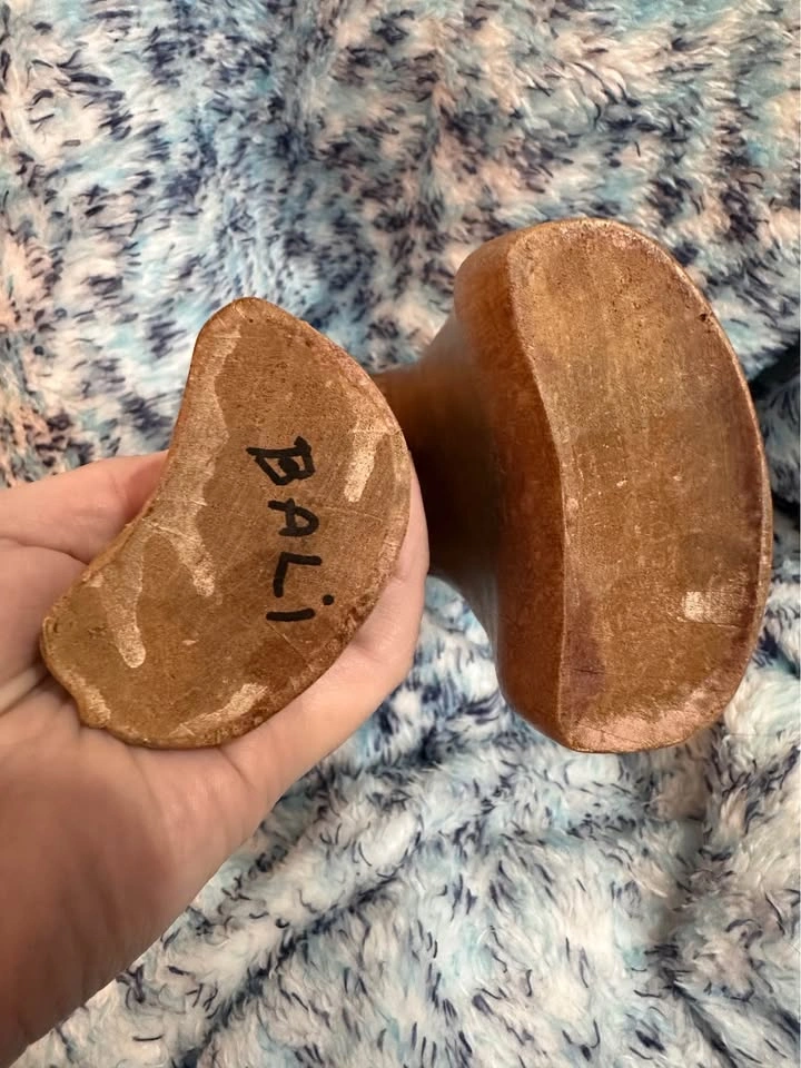 Hand Carved Bali Wood Cat Sculpture - photo 4