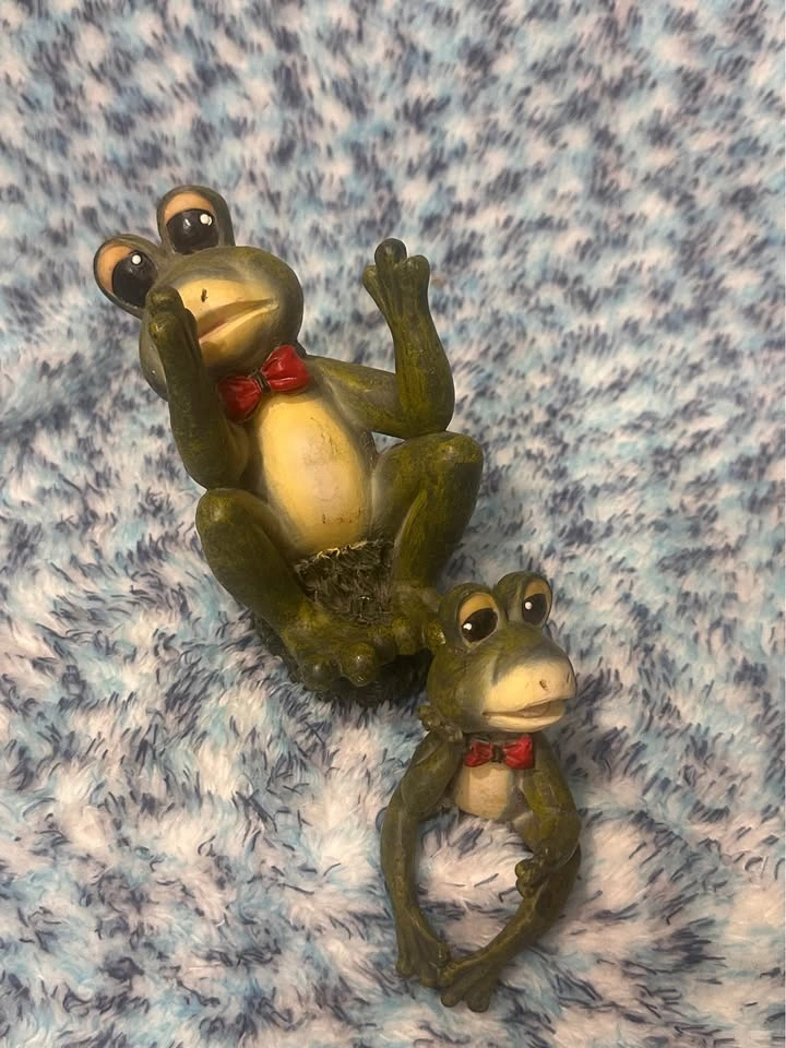 Whimsical Frog Figurine – Pair with Red Bow Ties - photo 4