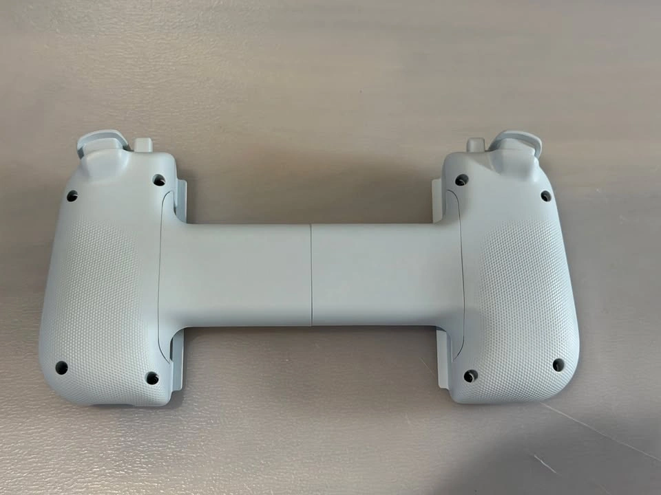 Razer Kishi V2 Gaming Controller for iPhone (Lightning) - photo 2