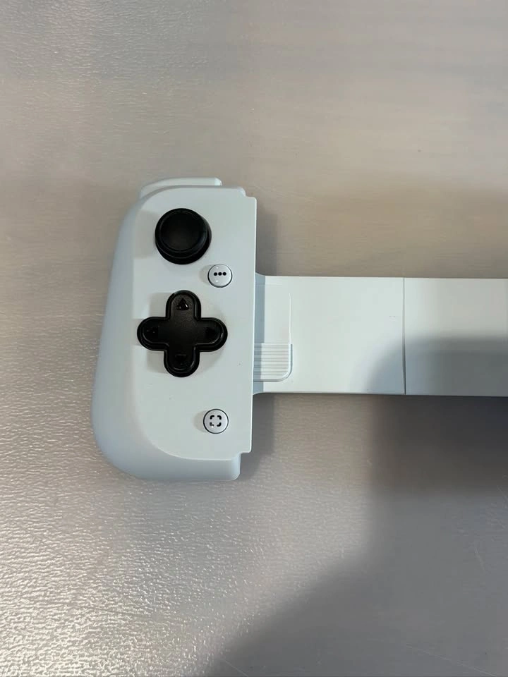 Razer Kishi V2 Gaming Controller for iPhone (Lightning) - photo 4
