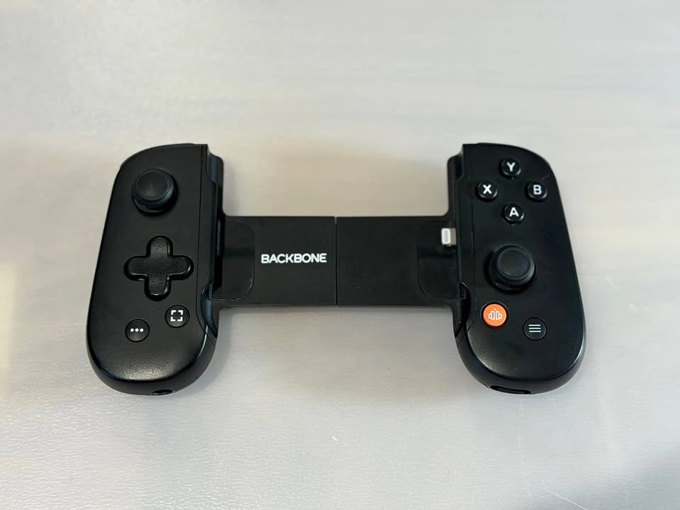 Backbone One Controller for iPhone (Lightning)
