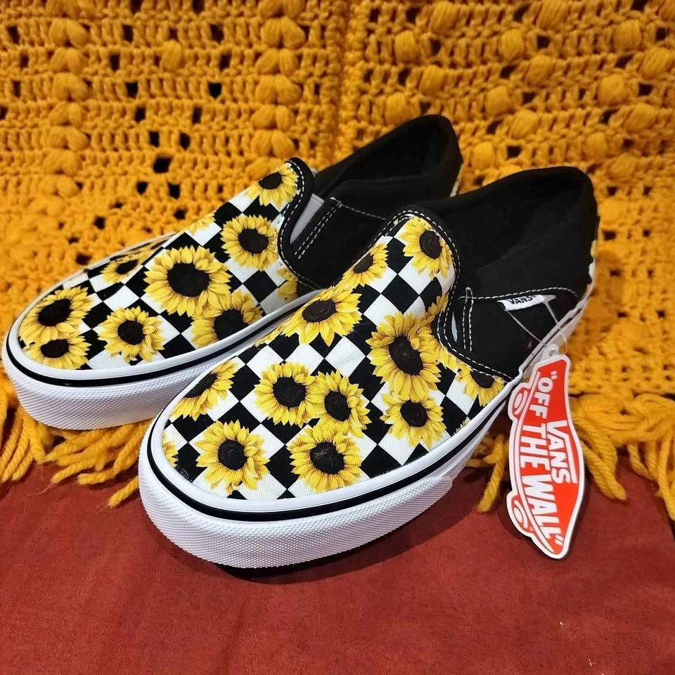 Vans Canvas Slip-On Shoes Woman's US 6.5 - New with Tags