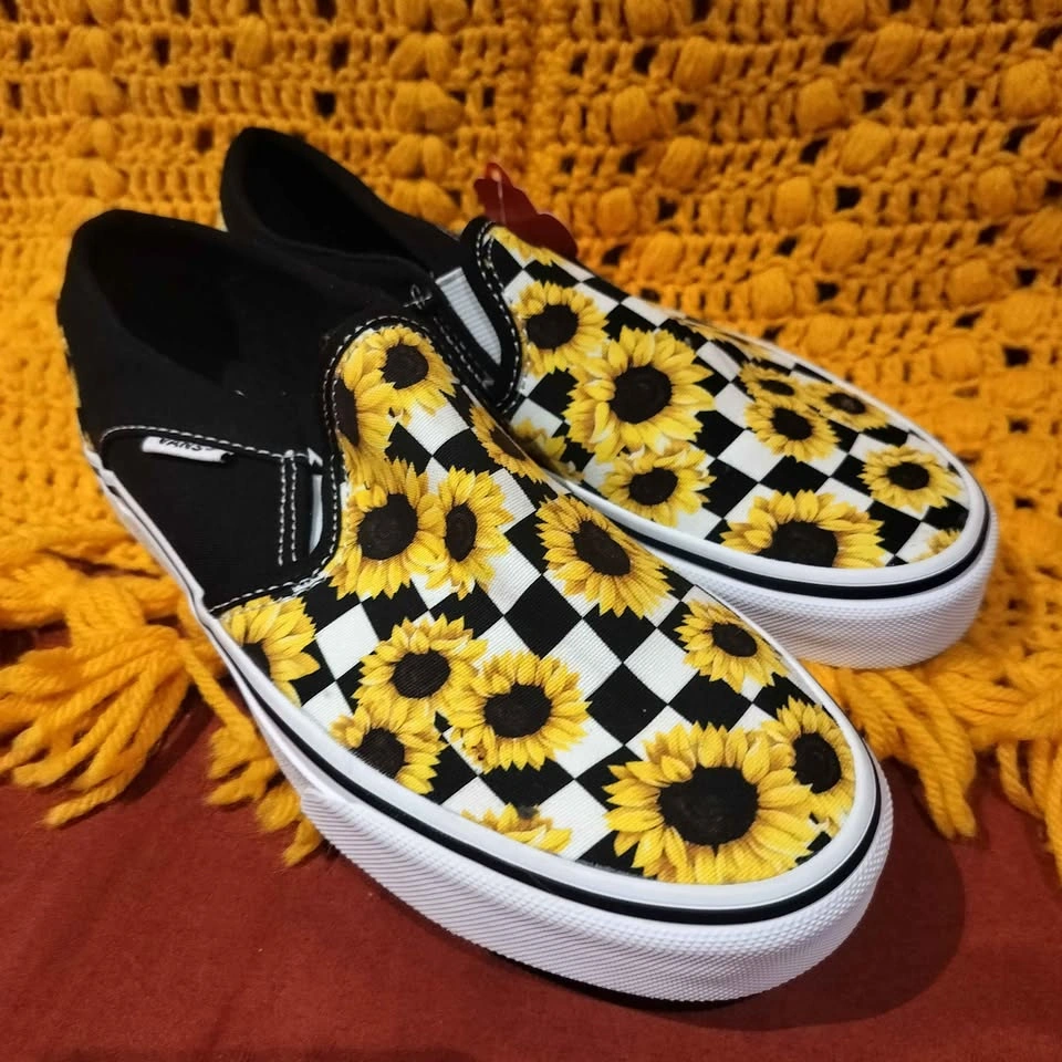 Vans Canvas Slip-On Shoes Woman's US 6.5 - New with Tags - photo 2