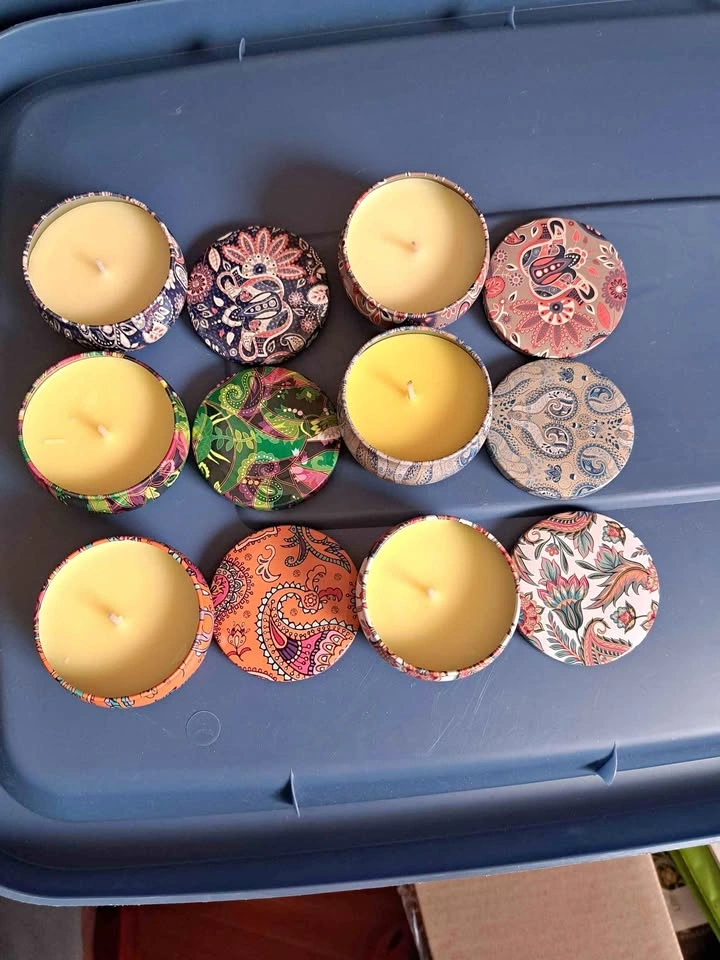 Scented Candles in Tins (6 assorted)