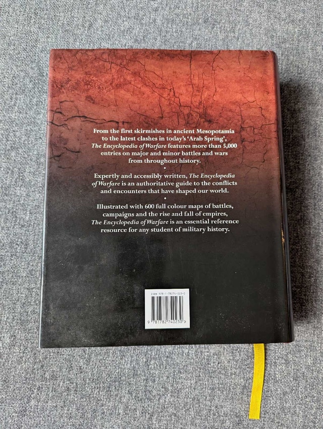 Amber The Encyclopedia of Warfare - photo 2