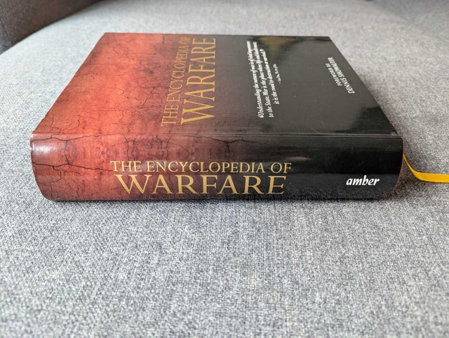 Amber The Encyclopedia of Warfare - photo 3