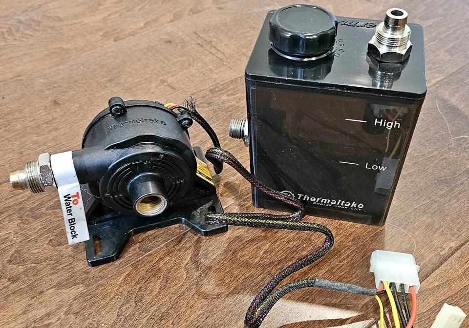 Thermaltake Liquid Cooling Pump and Tank plus Fittings