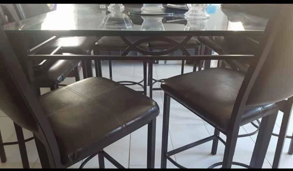 Kitchen/Dining room Table - photo 4