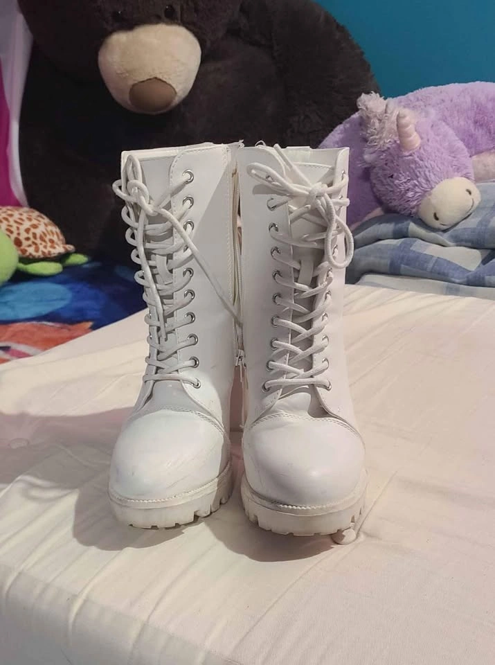 Funky Boots - photo 2