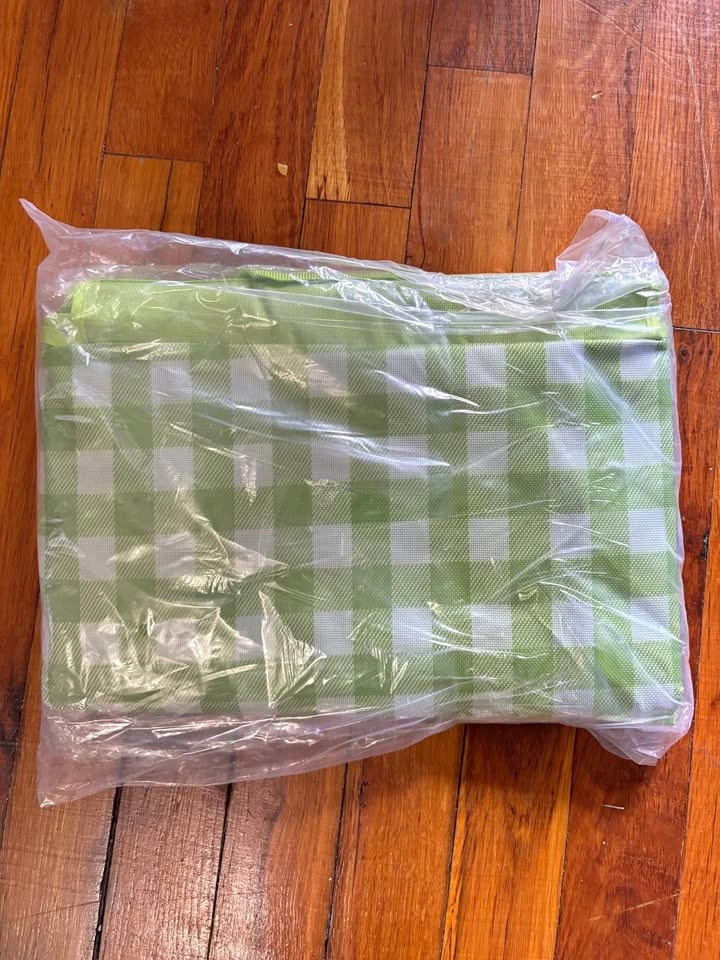 New picnic blanket