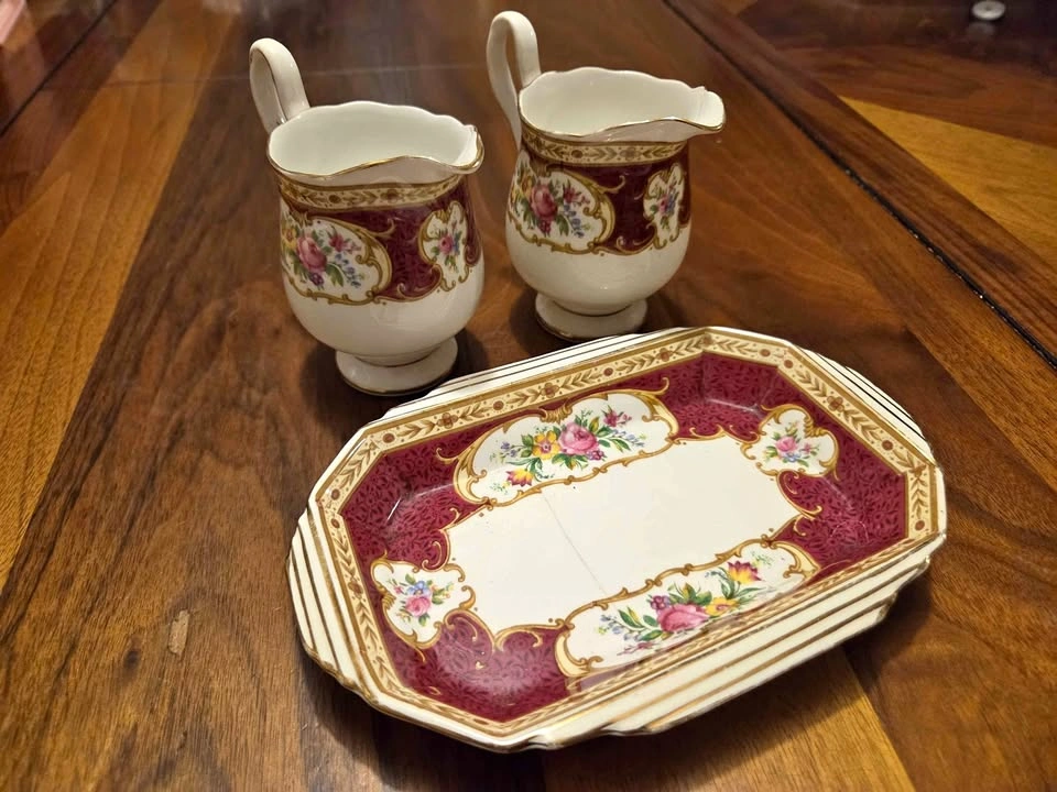 1940's Royal Albert 'Lady Hamilton' Bone China Set