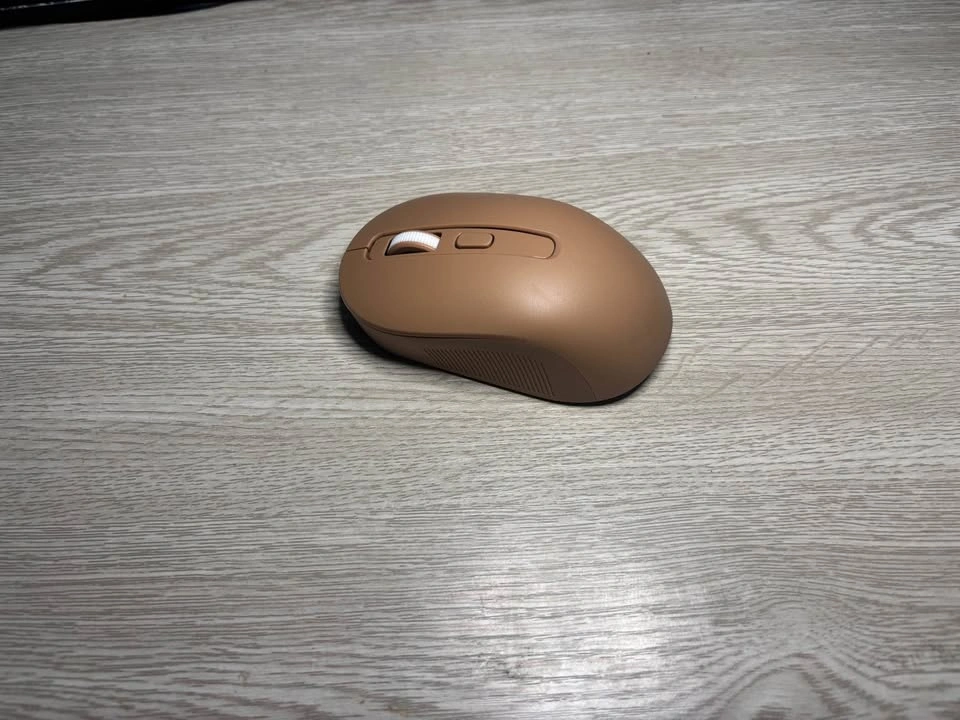 Wireless Keyboard and Mouse Set with Wrist Rest - photo 2