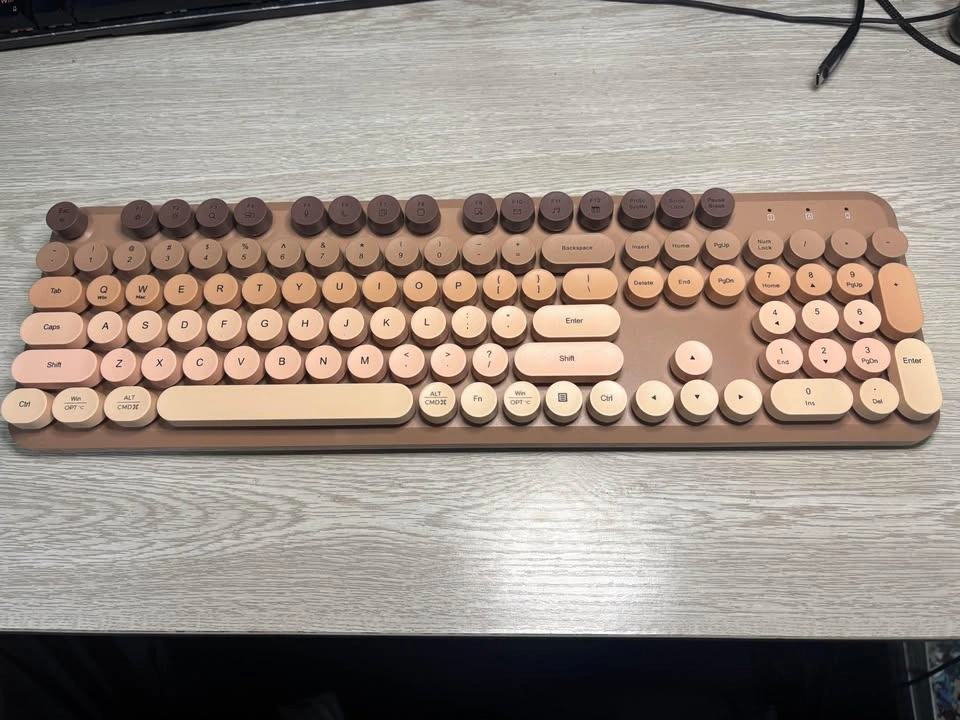 Wireless Keyboard and Mouse Set with Wrist Rest - photo 3