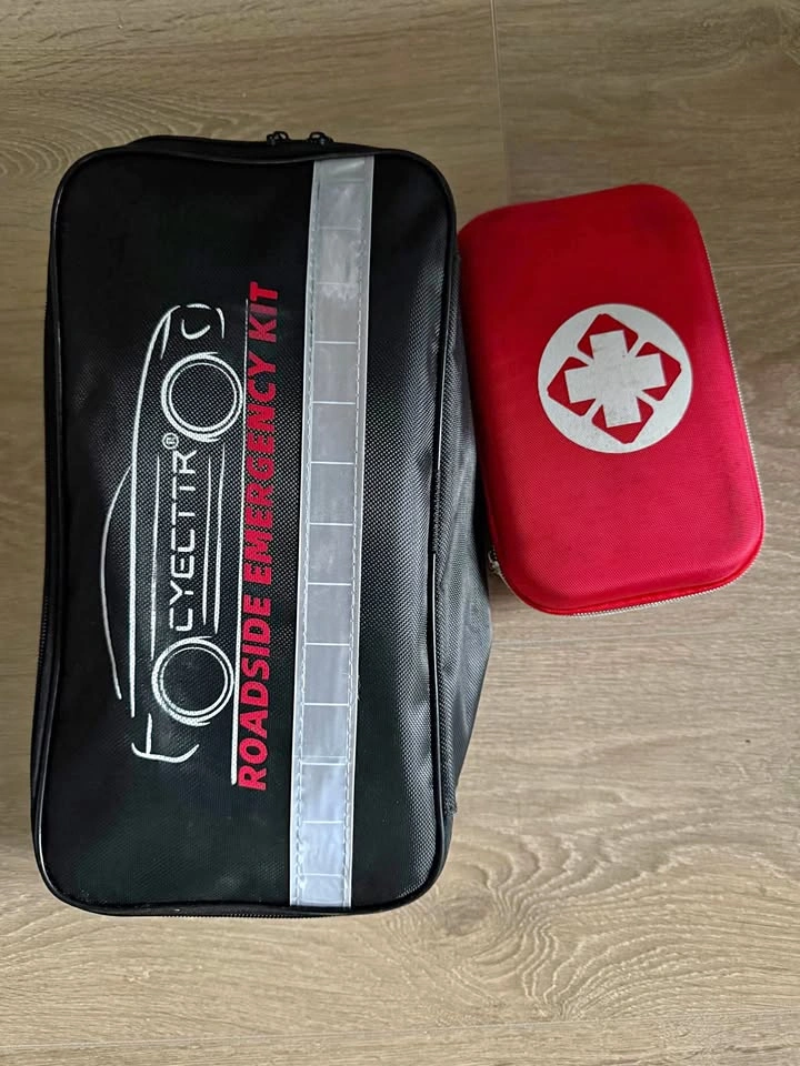 Car Roadside Emergency Kit