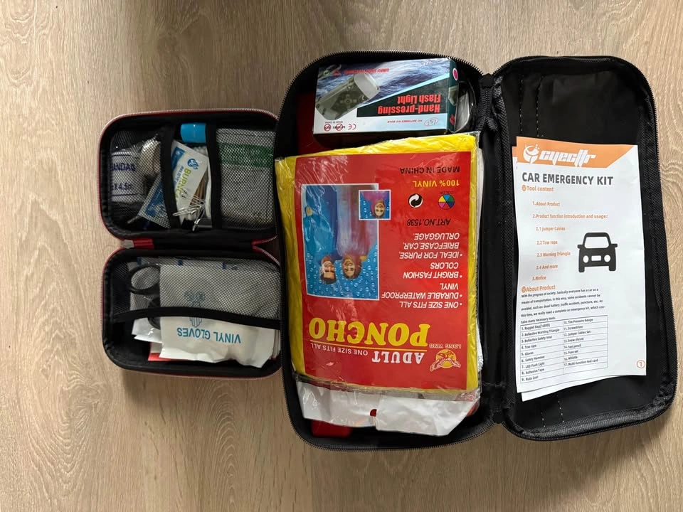 Car Roadside Emergency Kit - photo 2