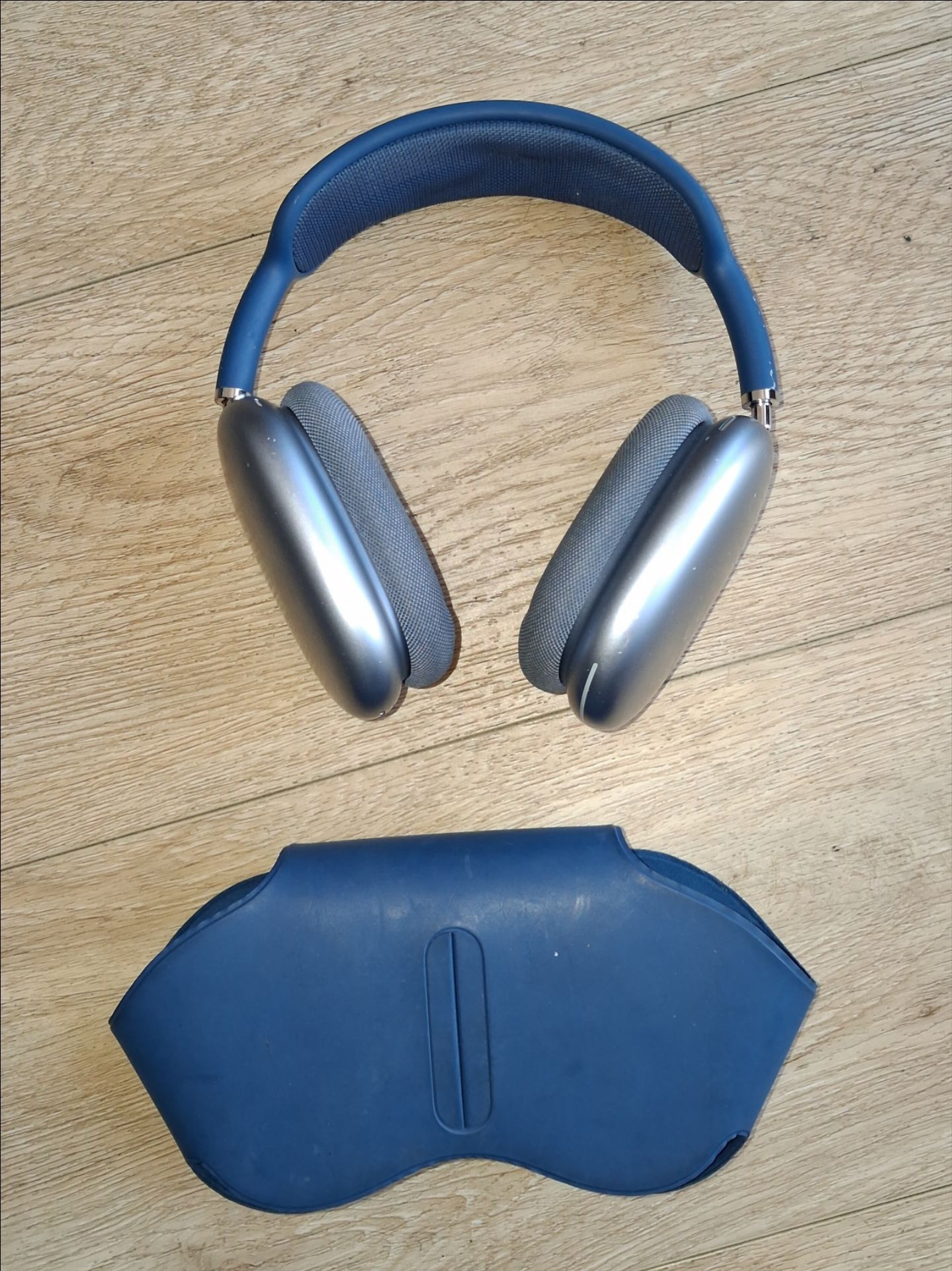 Apple AirPods Max Headphones Blue - photo 2