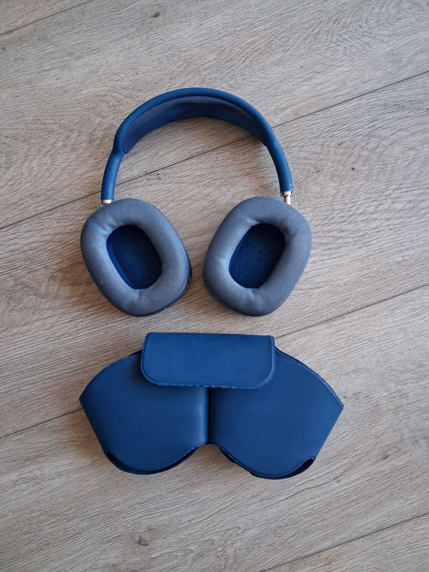 Apple AirPods Max Headphones Blue - photo 3