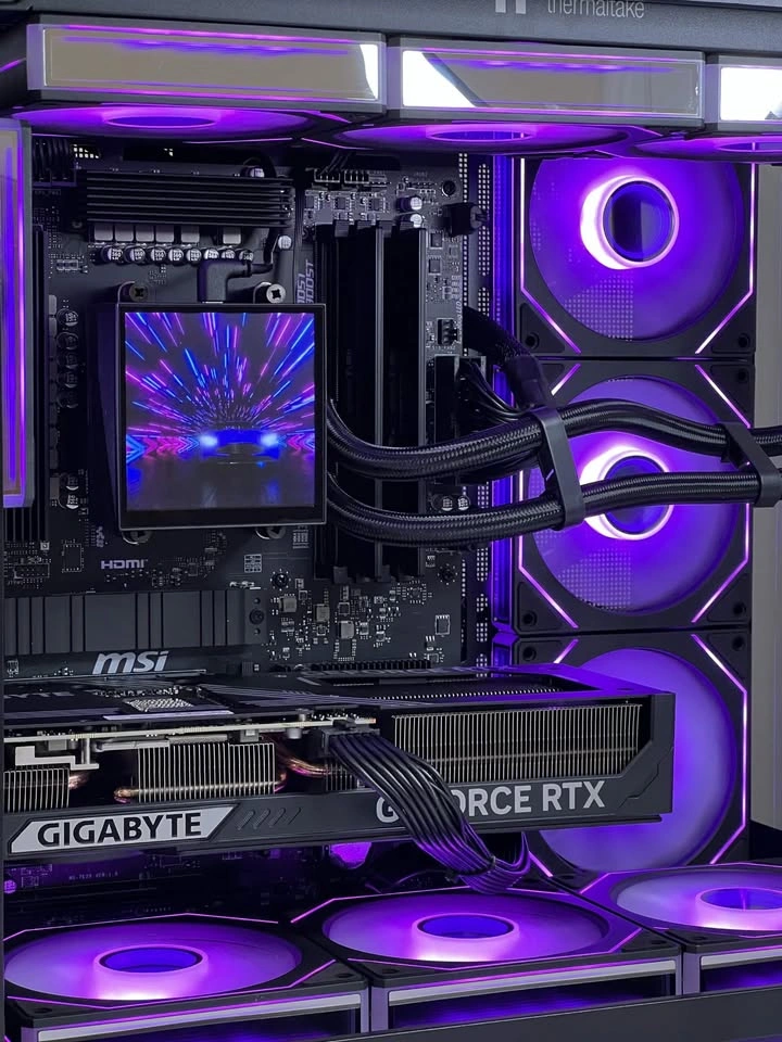 RTX 5070 Gaming PC - Ryzen 7 7800X3D | 32GB RAM | 1TB SSD | LCD - photo 5