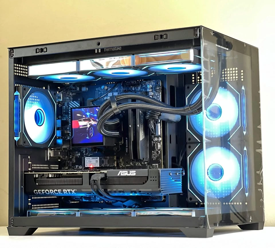 RTX 5070 Gaming PC - Ryzen 7 9700X | 32GB RAM | 1TB SSD | LCD