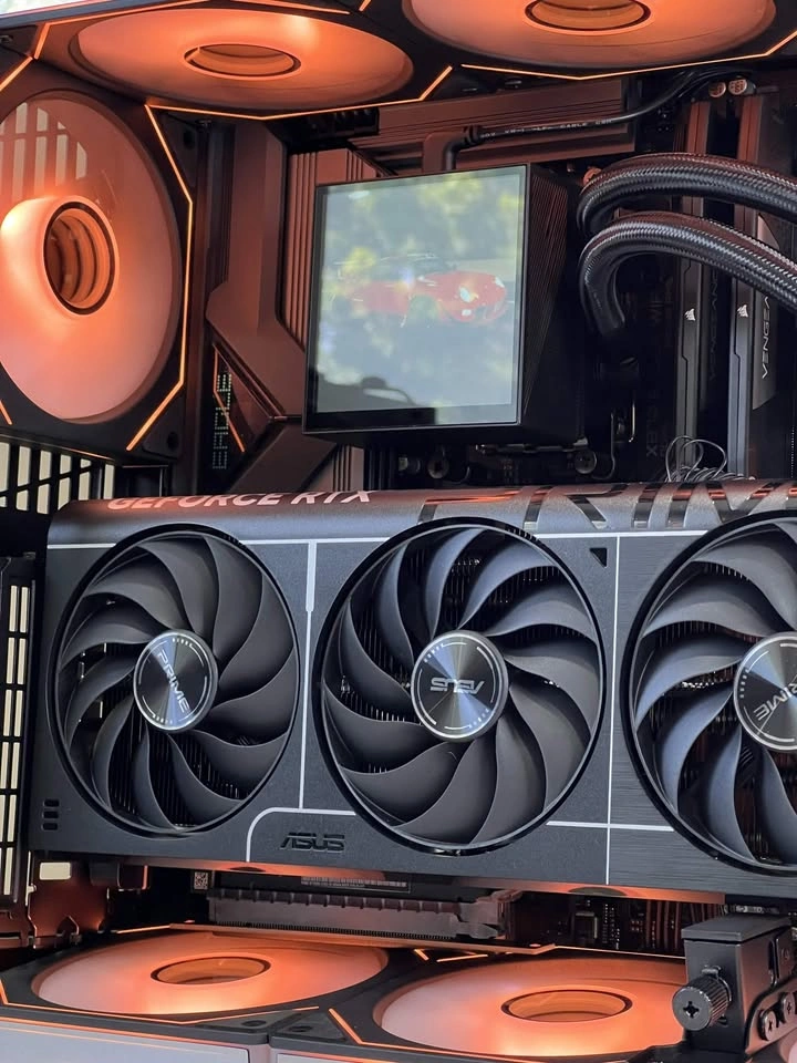RTX 5080 Gaming PC - Ryzen 7 9800X3D | 32GB RAM | 2TB SSD | LCD - photo 2