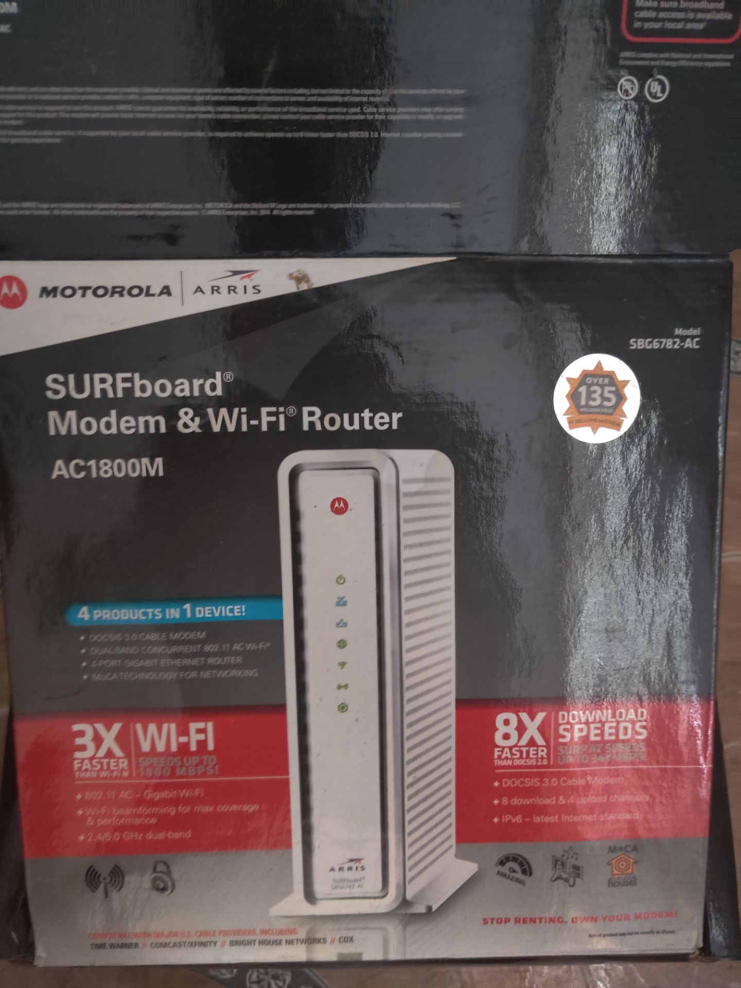 Motorola ARRIS SURFboard AC1800M Modem & Wi-Fi Router