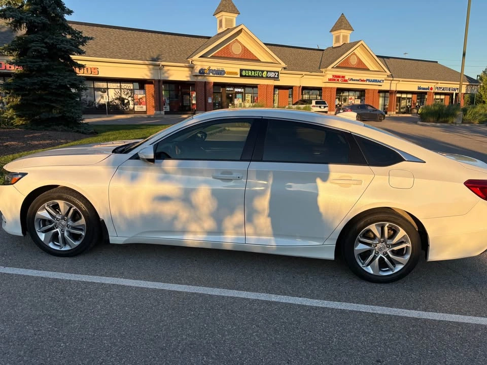 2020 Honda Accord LX - 89K KMs - Private Sale - photo 4