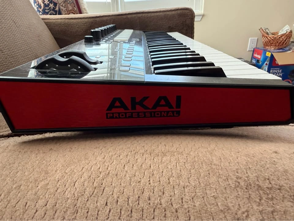Akai Advance 49 Midi Keyboard - photo 4