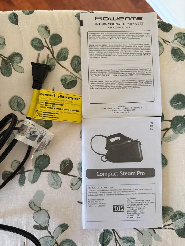 Rowenta Steam Iron - photo 4