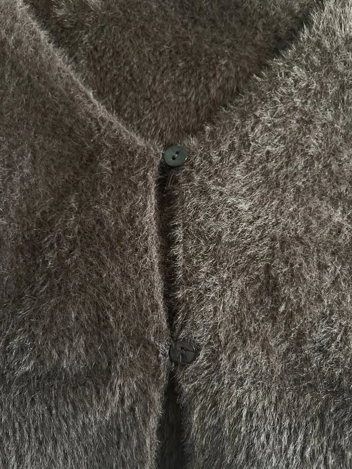 Oak + Fort Brown Fuzzy Cropped Cardigan XS - Like New - photo 3