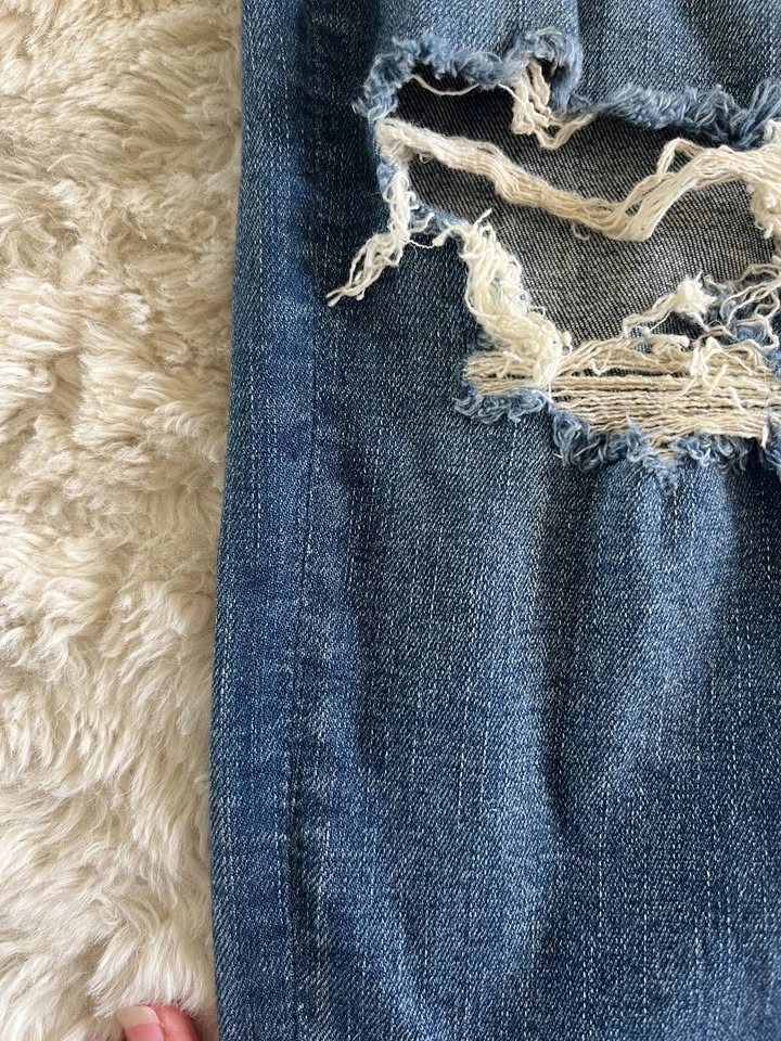 American Eagle Next Level Stretch Ripped Skinny Jeans Size 2 - photo 3