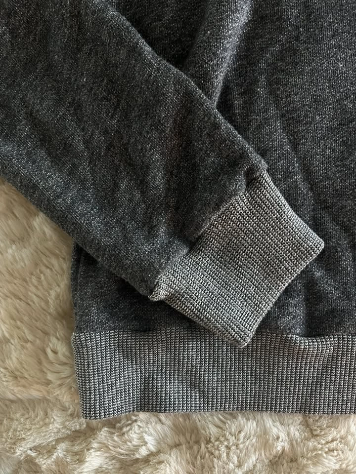 Abercrombie Grey Beaded Sweater Size S - photo 4