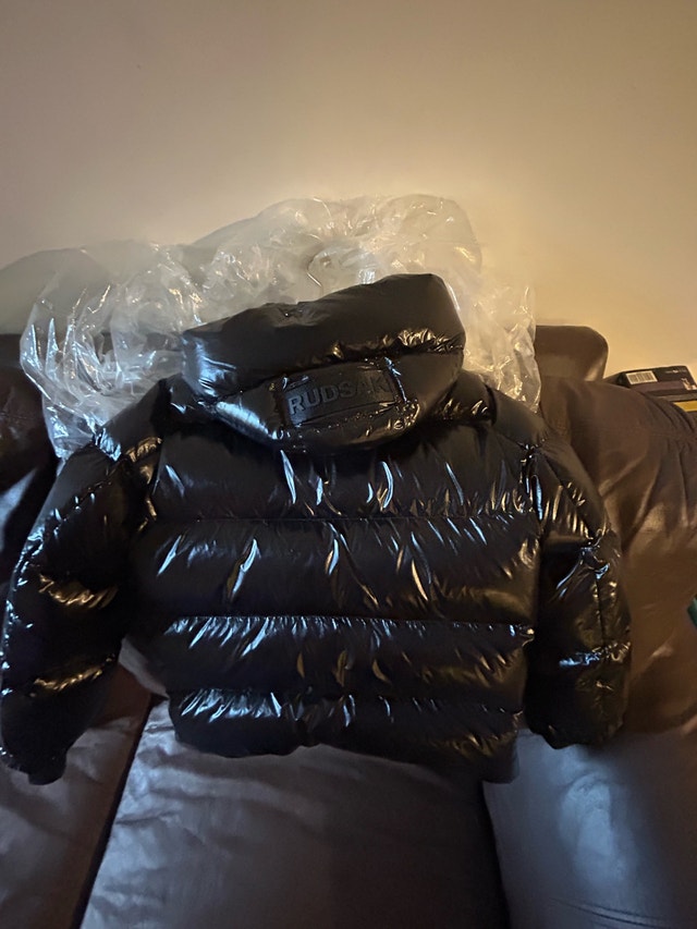 BRAND NEW Kids Rudsak Winter Puffer Size 5-6T (Black Glow) - photo 2