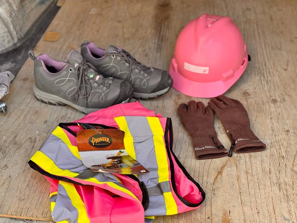 Women's Work Safety Footwear and Apparel