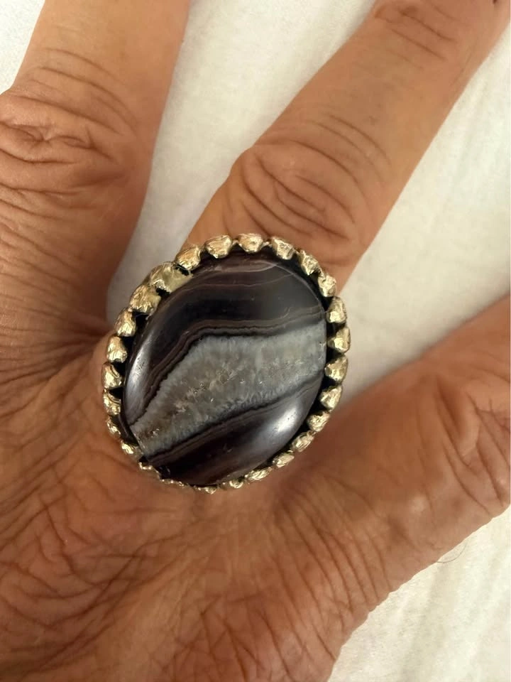 Vintage Banded Agate Cocktail Ring - photo 2